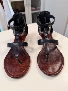 Bamboo Beaded Gladiator Sandals Black T-Strap Thong Flat Croc Embossed Footbed